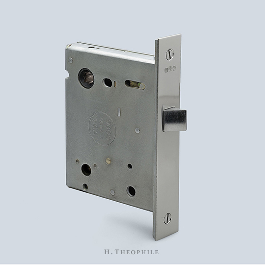Interior passage mortise lockset