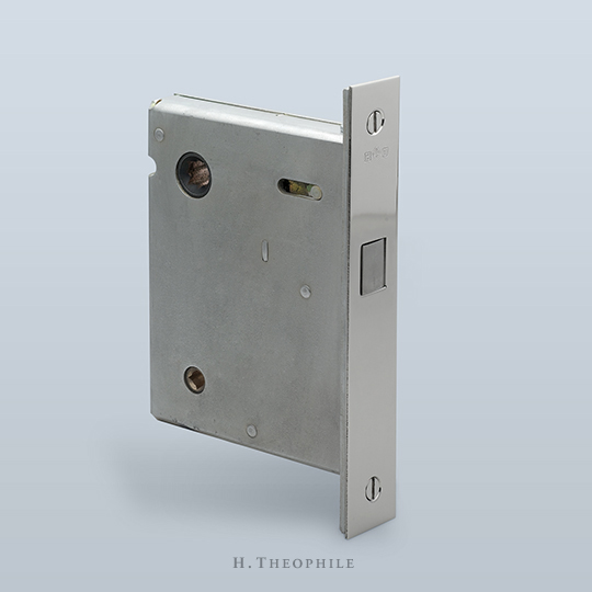 Interior magnetic mortise lock, passage function