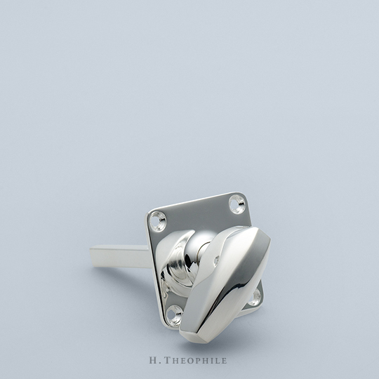 Tapered thumbturn with offset pivot point