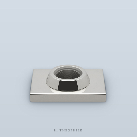 Rectilinear backplate with collar