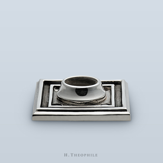 Double square w/ visible screws and knurling