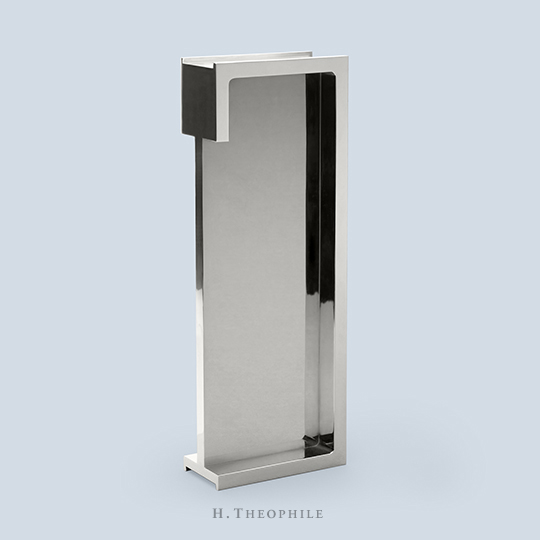 Pocket door fin-cuff with integral edge pull