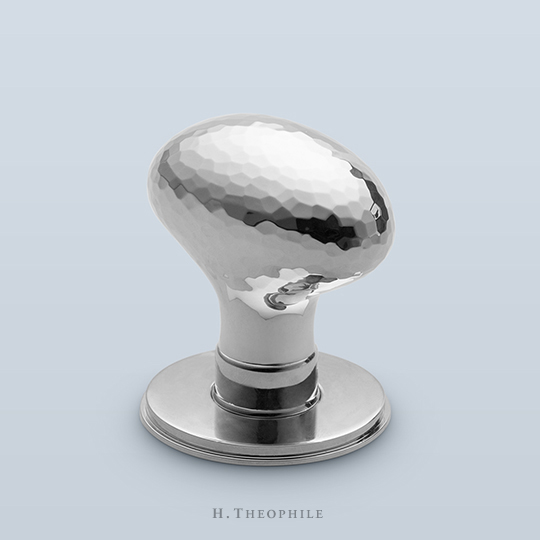Simple hammered egg knob