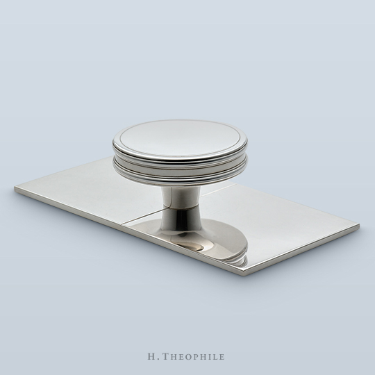 Barrel knob