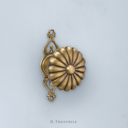 Flower knob