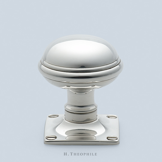 Moderne knob