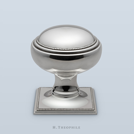 Round traditional knob with one beaded ring