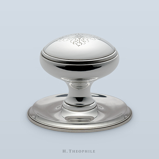 Classic monogram Knob
