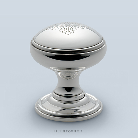 Classic monogram Knob