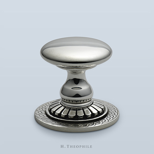 Traditional hourglass knob