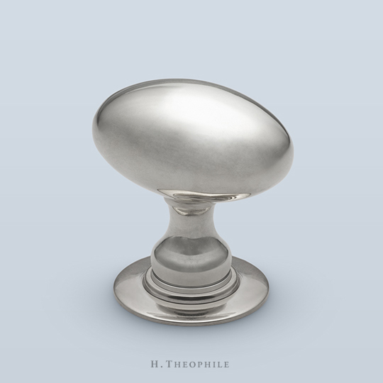 Egg knob with decorative shaft