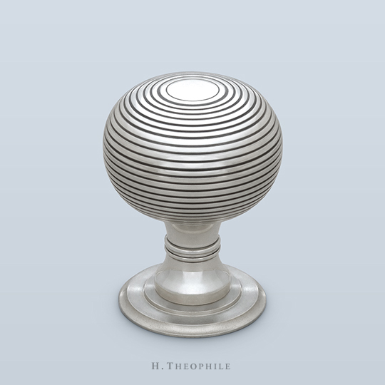 Ringed round beehive with circle face