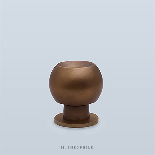 Concave based on antique
