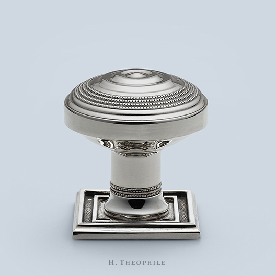 1930s Filigreed knob