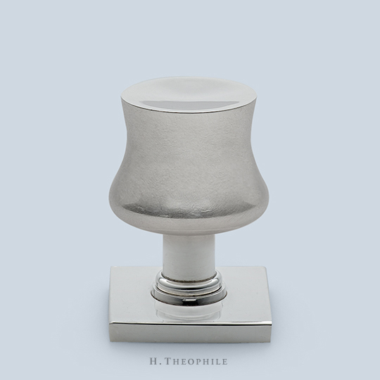 Tulip knob (1920s)