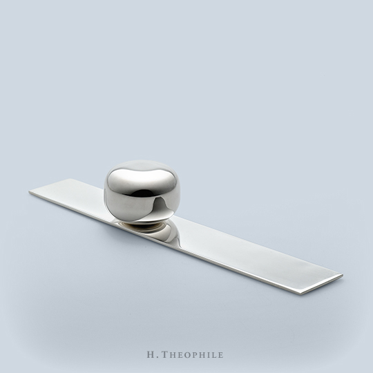 Tomato knob