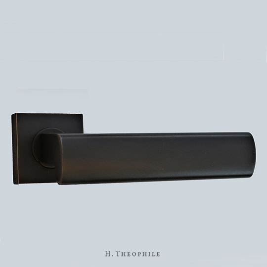 1930s English lever with oval profile handle, 5" length, 1-7/8" projection