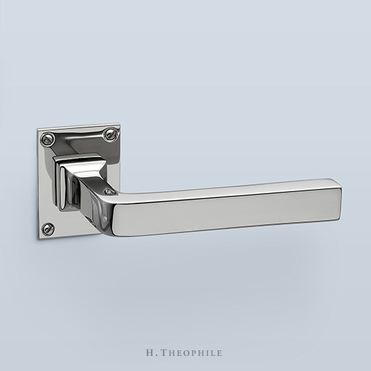 Rectilinear lever