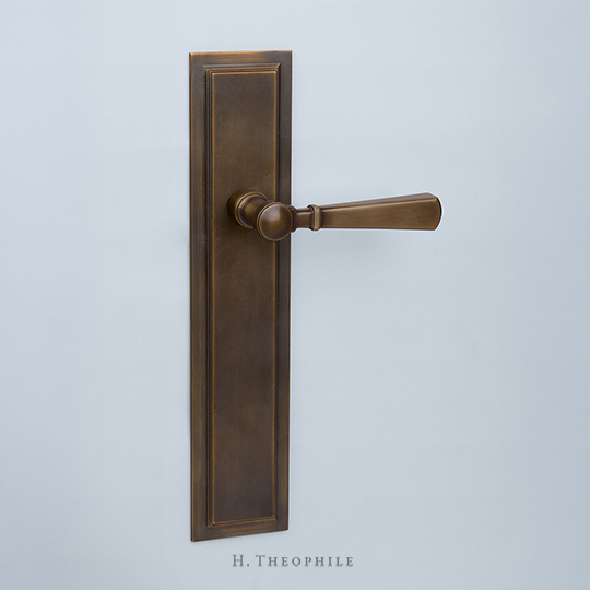 Neoclassical lever with knurled band, beaded shaft, 4-3/4" lgh, 1-3/4" pro