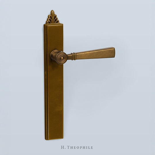 Neoclassical lever with two thin bands and filigreed cap