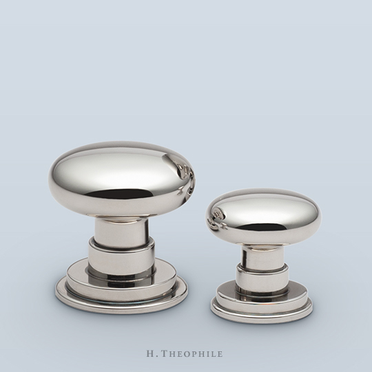 Pull based on antique glass knob