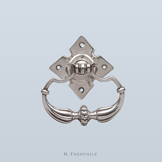 Victorian style ring pull