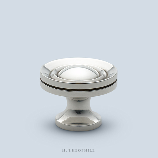 Neoclassical cabinet pull