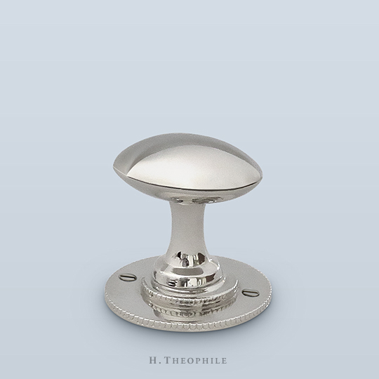 Elliptical cabinet pull