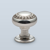 Round knob with central decorative motif