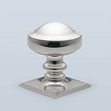 Traditional knob with knurled edge